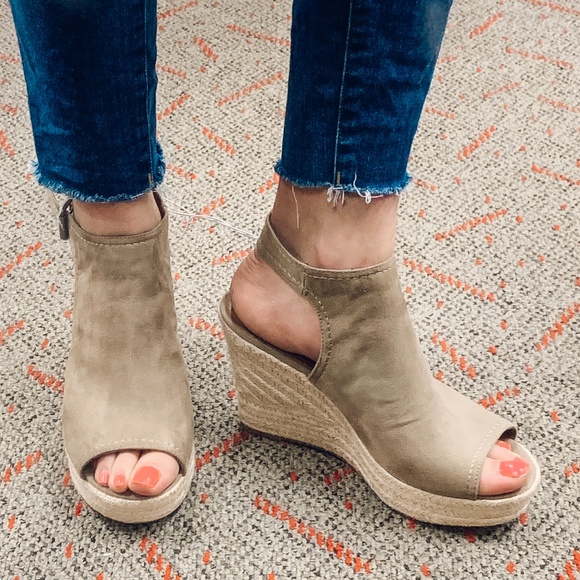 Taupe Espadrille Wedge Ankle Strap Platform Sandal - Picture 1 of 7